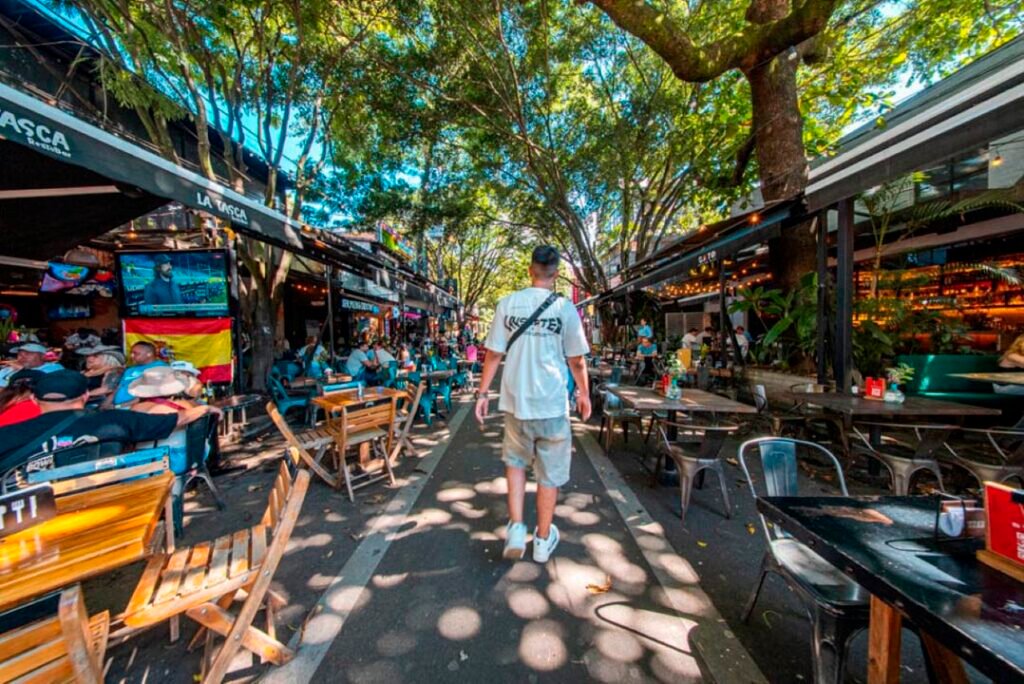 Turismo en Medellín aportó $141.198 millones en ICA durante 2025 imagen turismo en medellin
